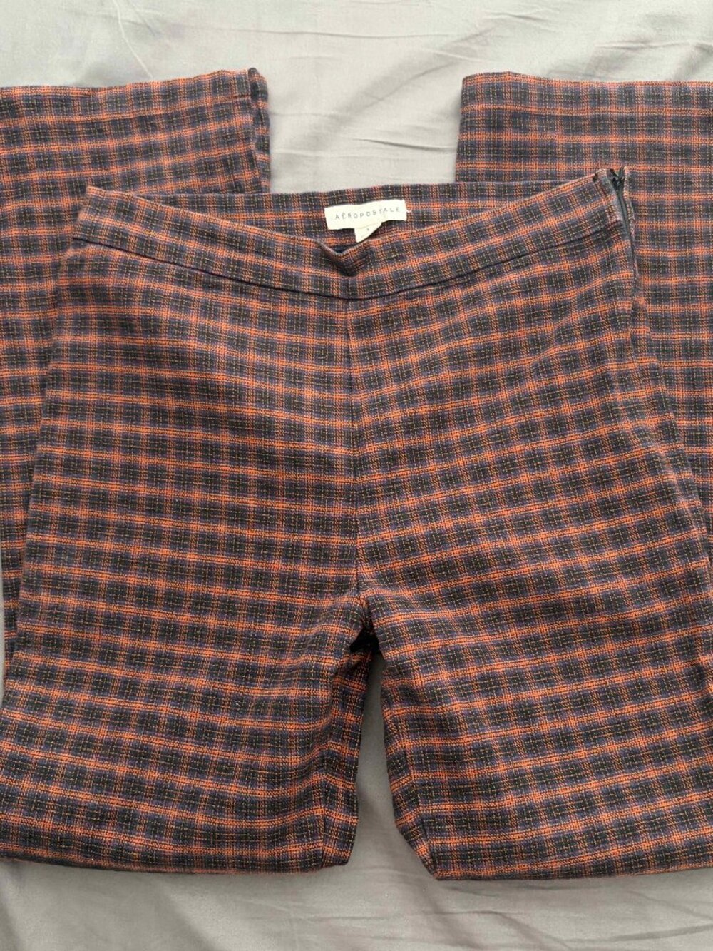 aeropostale plaid stretch kick ankle trouser - s